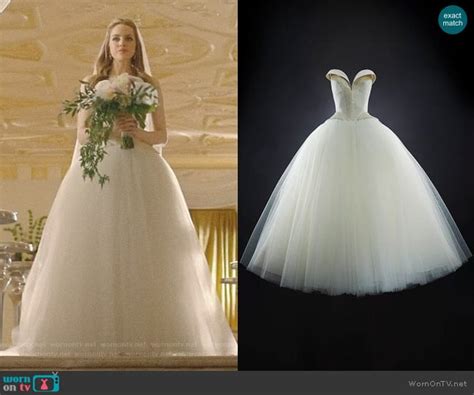 fallon carrington wedding dress.